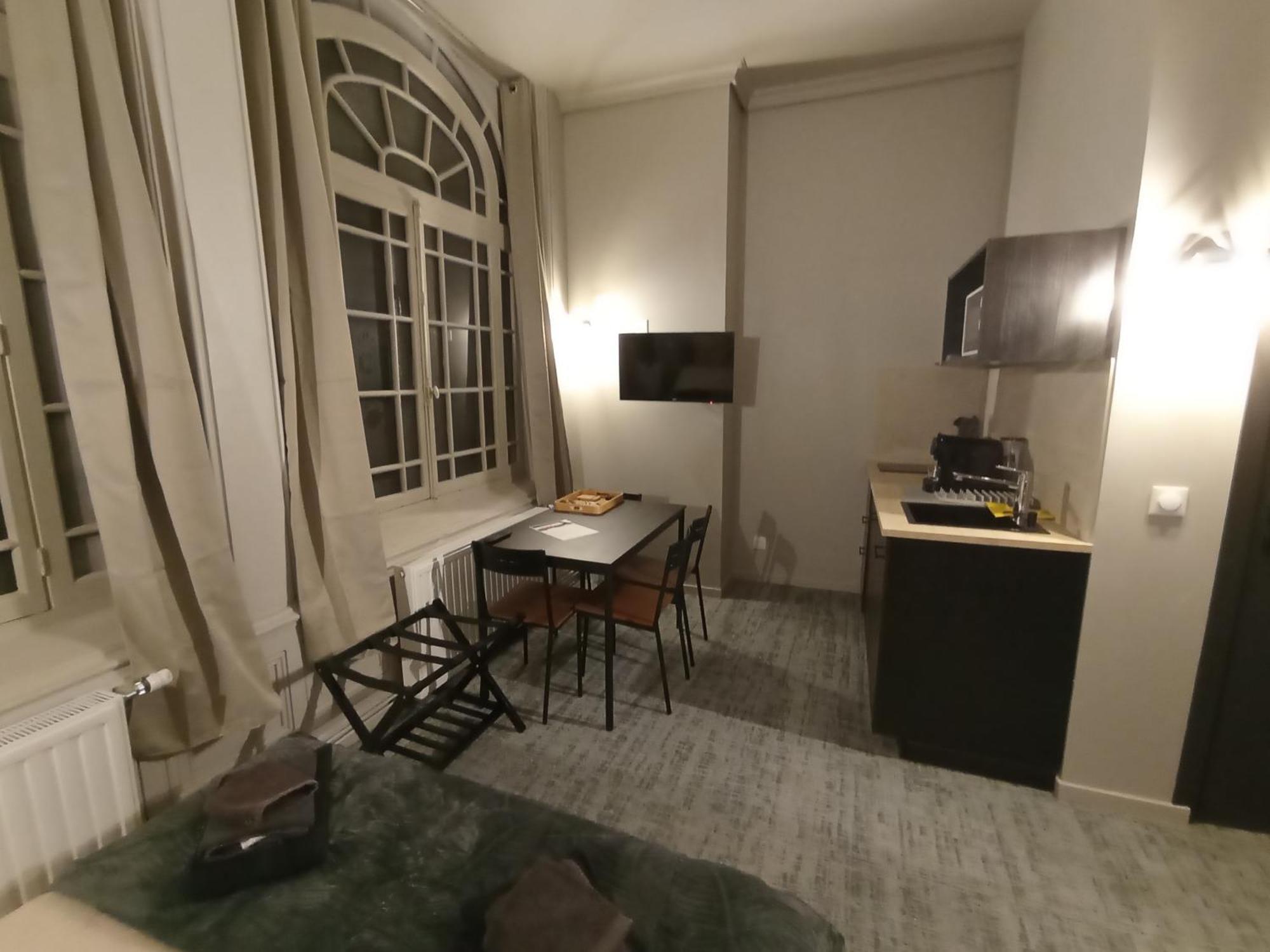 Le 12 Wifi Neuf App 01 Apartman Saint-Etienne  Kültér fotó